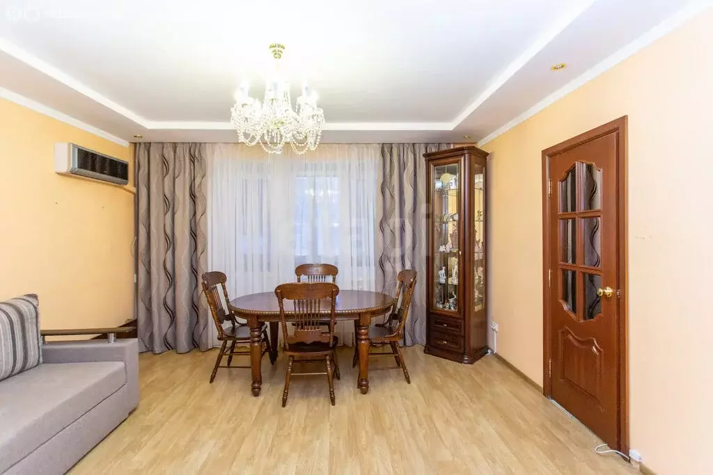 3-комнатная квартира: Тобольск, 10-й микрорайон, 67 (67 м) - Фото 2