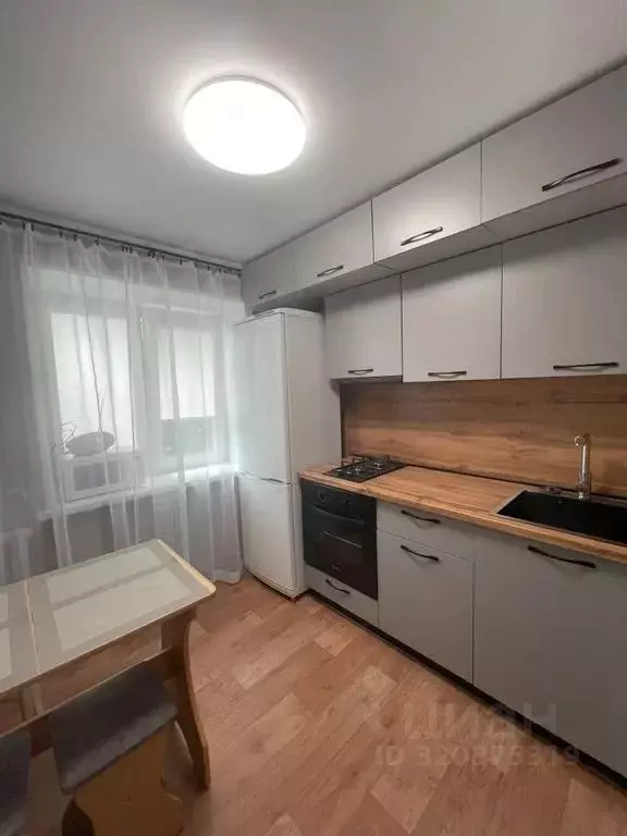 2-к кв. Челябинская область, Миасс ул. Романенко, 26 (43.0 м) - Фото 0