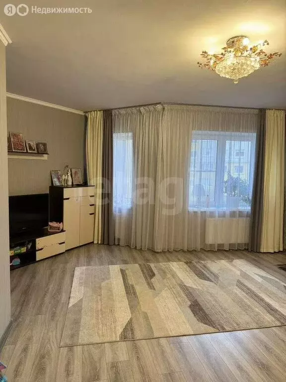 3-комнатная квартира: Чкаловск, улица Жиленкова, 8Б (82 м) - Фото 1