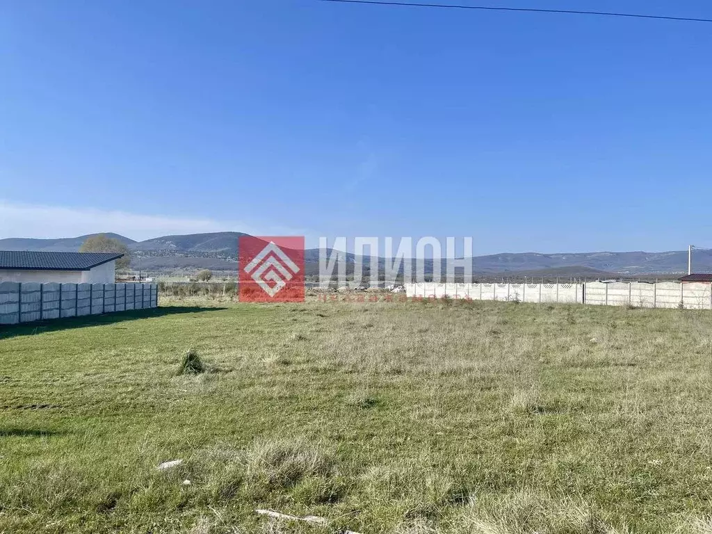 Участок в Севастополь с. Орлиное, ул. Урожайная, 61 (10.0 сот.) - Фото 1