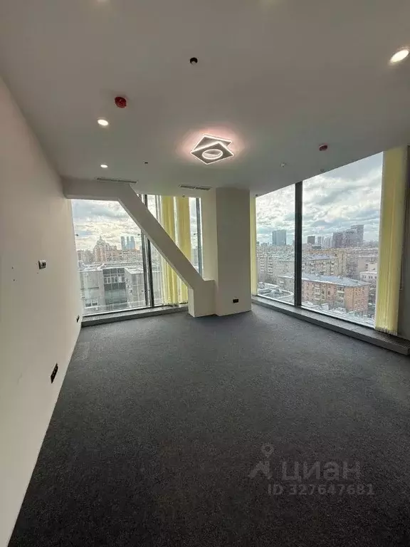 Офис в Москва 2-я Брестская ул., 6 (100 м) - Фото 1