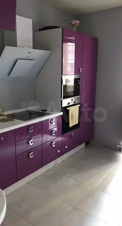 2-к. квартира, 60 м, 2/19 эт. - Фото 0