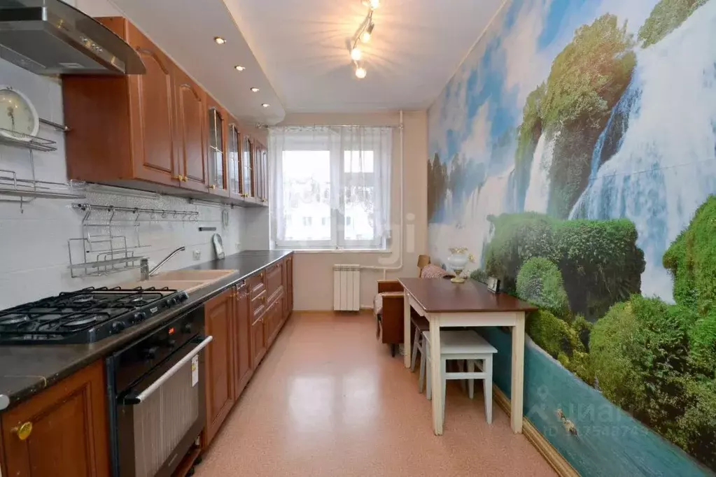 2-к кв. Саха (Якутия), Якутск ул. Можайского, 17/6 (50.0 м) - Фото 0