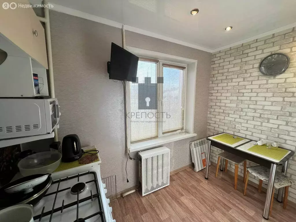 3-комнатная квартира: Мелеуз, улица 50 лет ВЛКСМ, 33 (49.1 м) - Фото 2