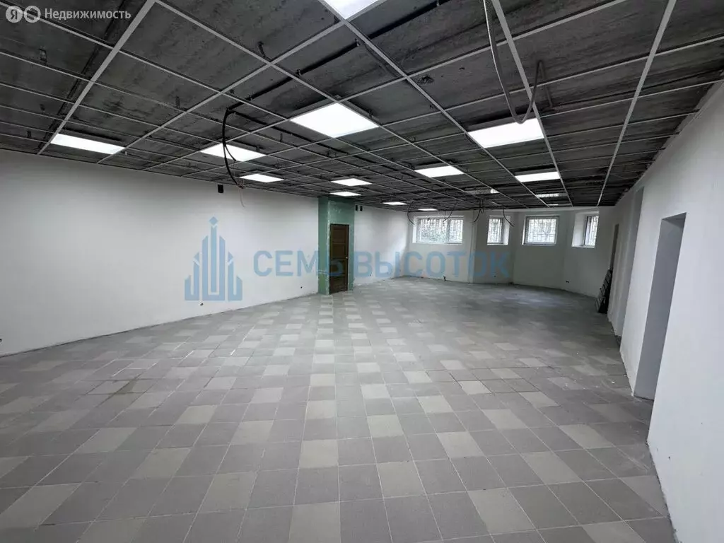 Торговая площадь (160 м) - Фото 1