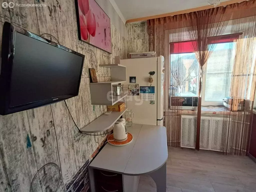 3-комнатная квартира: Синегорск, Горная улица, 6 (56 м) - Фото 2