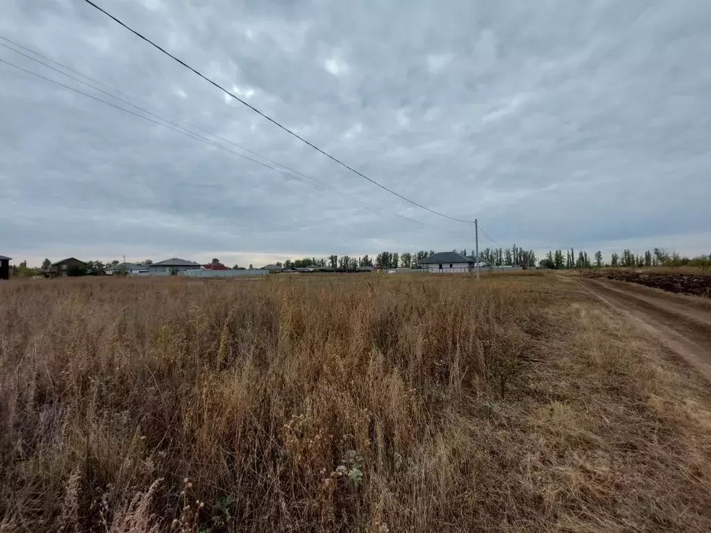Участок в Саратовская область, Энгельсский район, пос. Новопушкинское ... - Фото 2