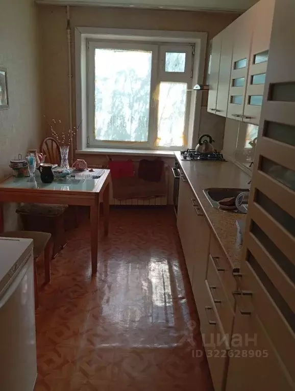 2-к кв. Саха (Якутия), Якутск ул. Дзержинского, 15 (50.0 м) - Фото 1