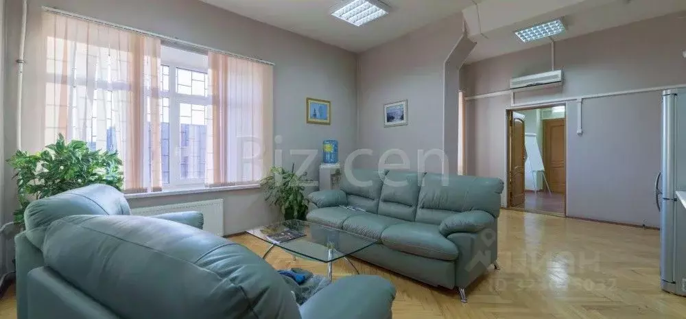 Офис в Санкт-Петербург Уральская ул., 19к10 (65 м) - Фото 2