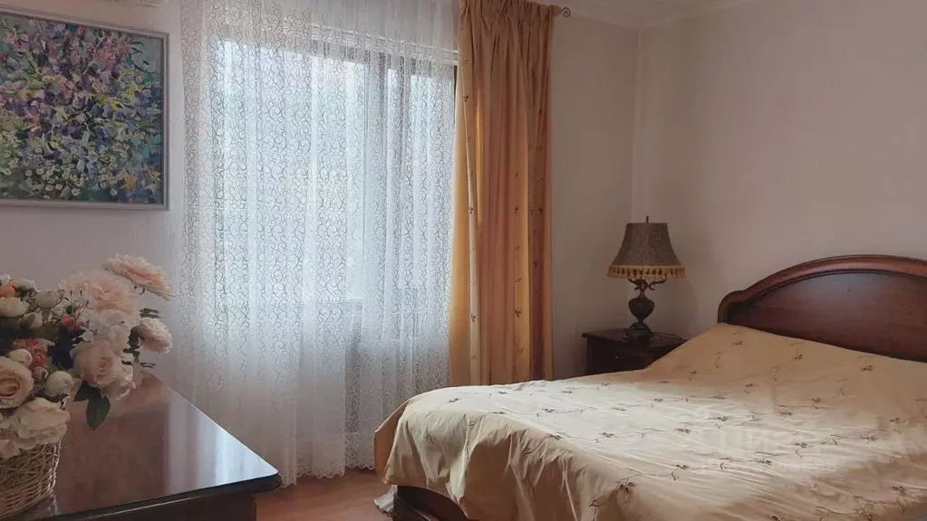 3-к кв. Крым, Ялта ул. Красноармейская, 42 (74.1 м) - Фото 1