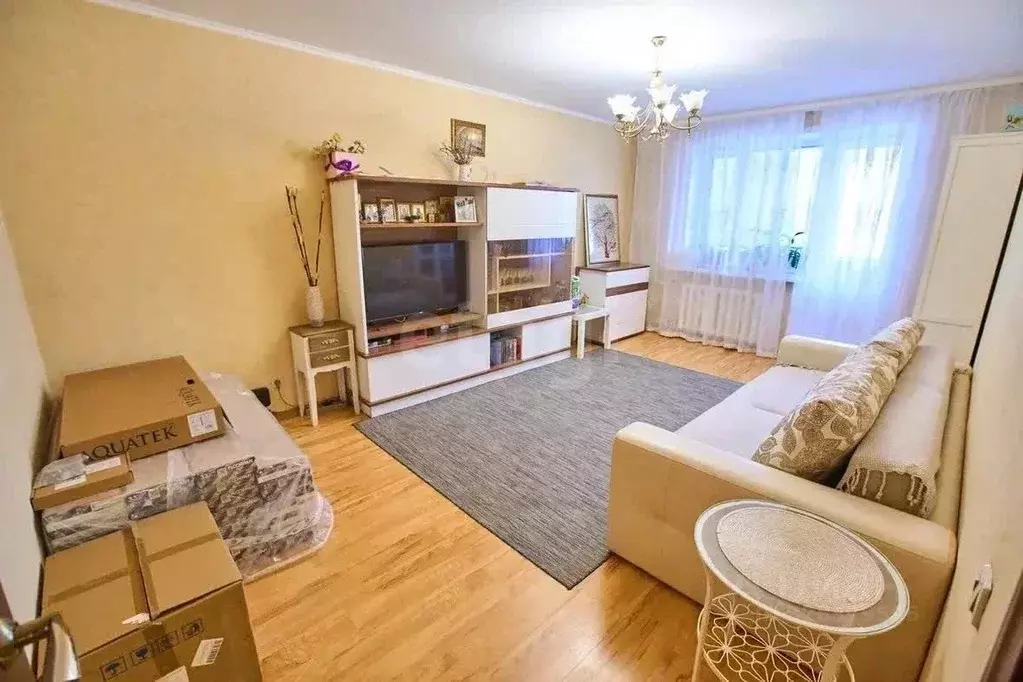 3-к кв. Тюменская область, Тюмень ул. Чернышевского, 2Бк5 (85.6 м) - Фото 1