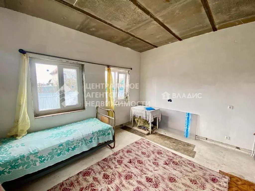 Дом в Рязанская область, Рязанский район, Заборьевское с/пос, с. ... - Фото 1