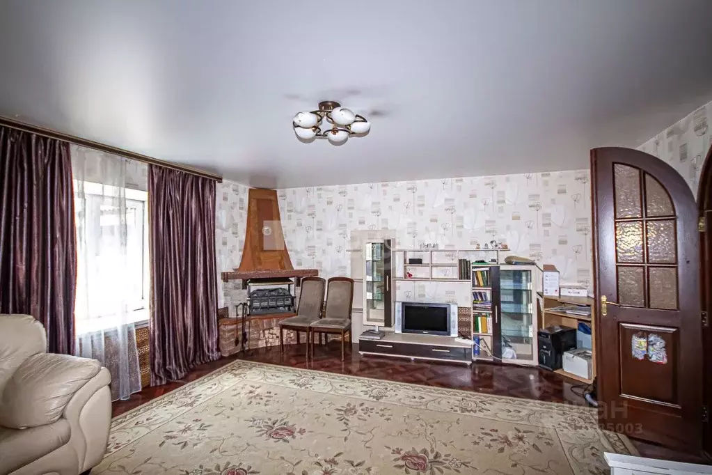 Дом в Новосибирская область, Новосибирск ул. Далидовича, 131 (180 м) - Фото 0