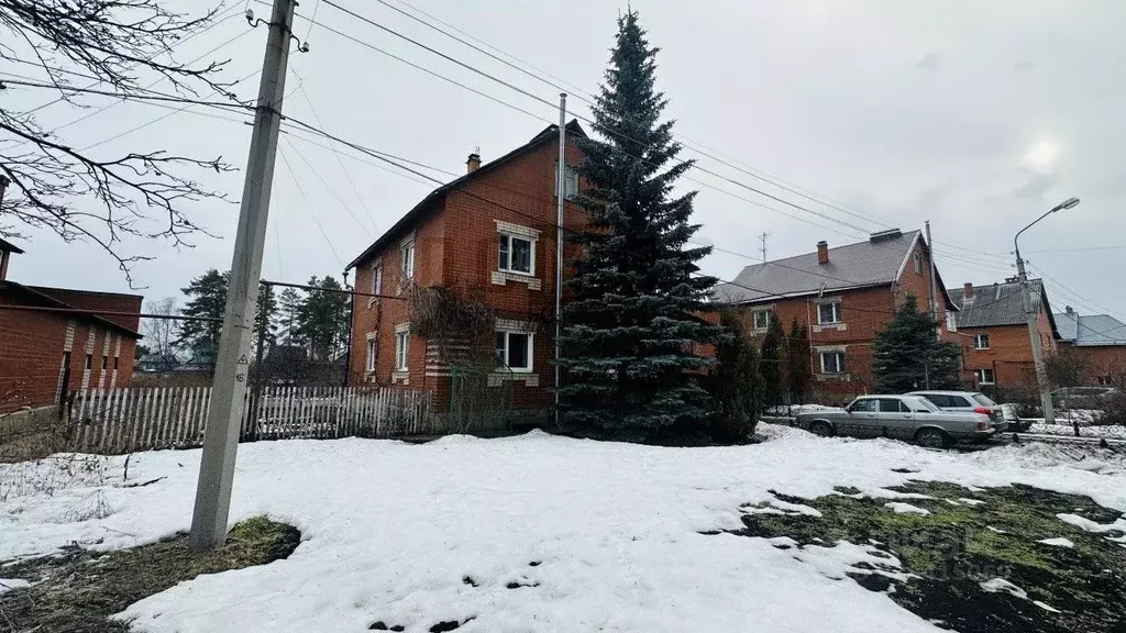 Дом в Свердловская область, Реж ул. Ленина, 7 (172 м) - Фото 1