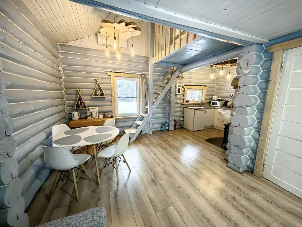 Дом в Карелия, Олонецкий район, Ильинское с/пос, д. Устье Тулоксы ул. ... - Фото 1