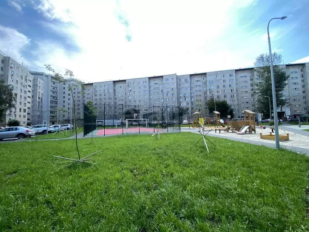 2-к кв. Тюменская область, Тюмень ул. Свердлова, 22 (50.4 м) - Фото 1