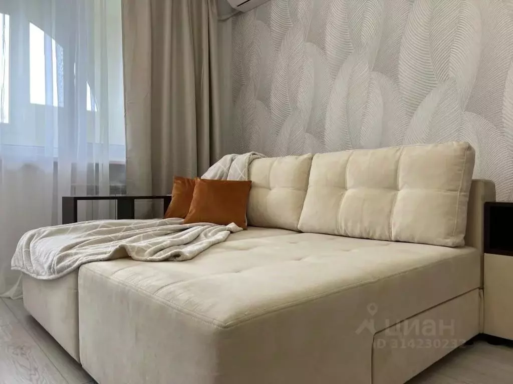 2-к кв. Севастополь просп. Октябрьской Революции, 32 (50.0 м) - Фото 0