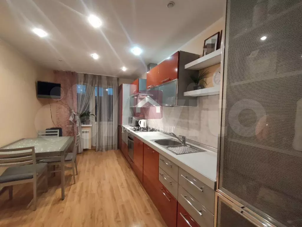 2-к. квартира, 70 м, 9/10 эт. - Фото 1