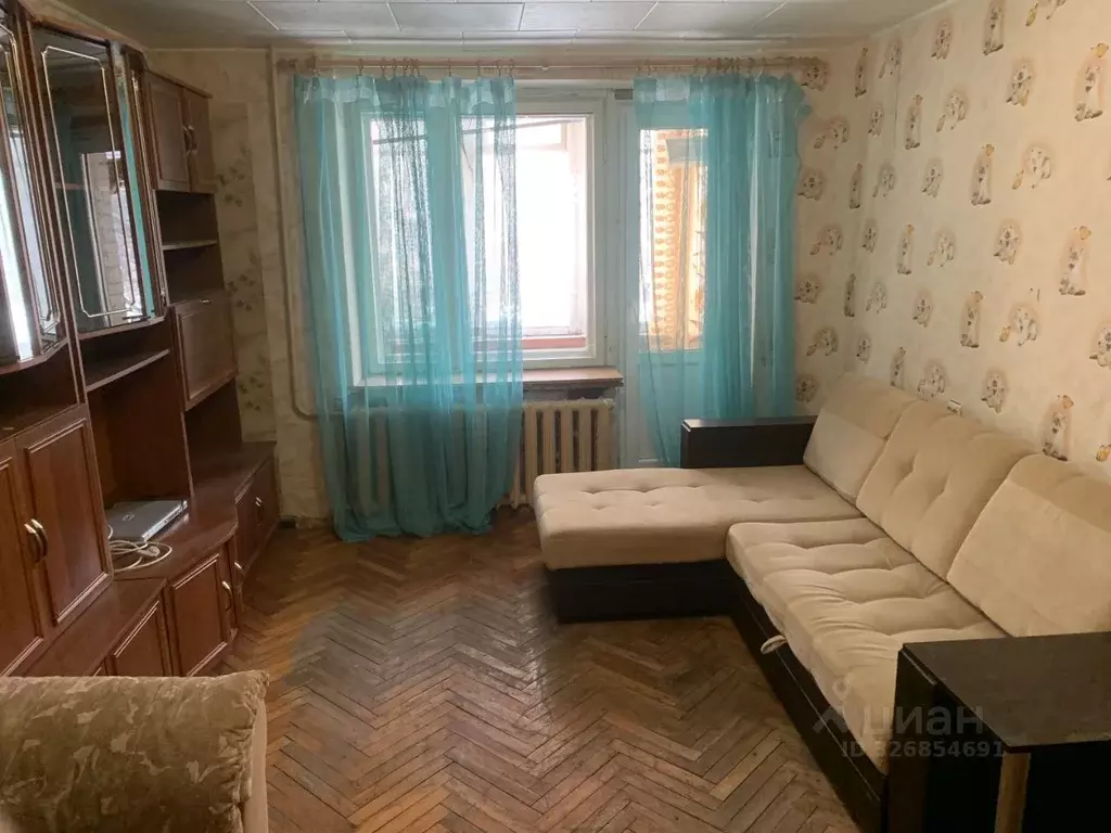 2-к кв. Ленинградская область, Гатчина просп. 25 Октября, 27 (45.0 м) - Фото 1