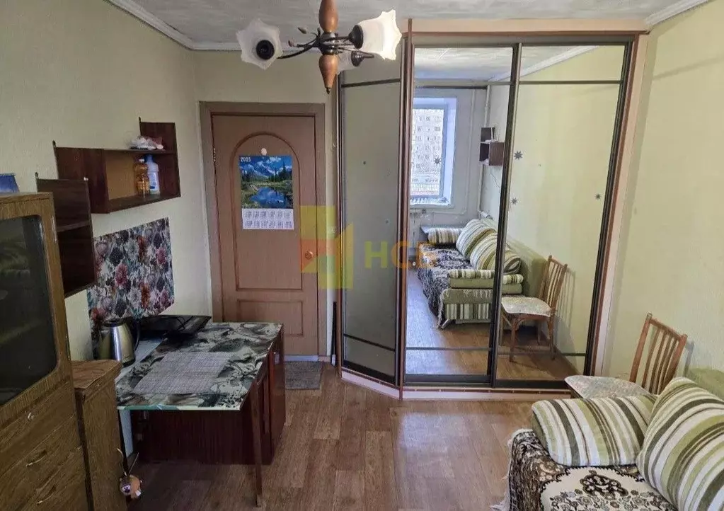 Комната Омская область, Омск ул. Дмитриева, 5/2 (13.0 м) - Фото 1