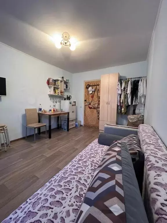 Комната 18,2 м в 1-к., 2/4 эт. - Фото 1