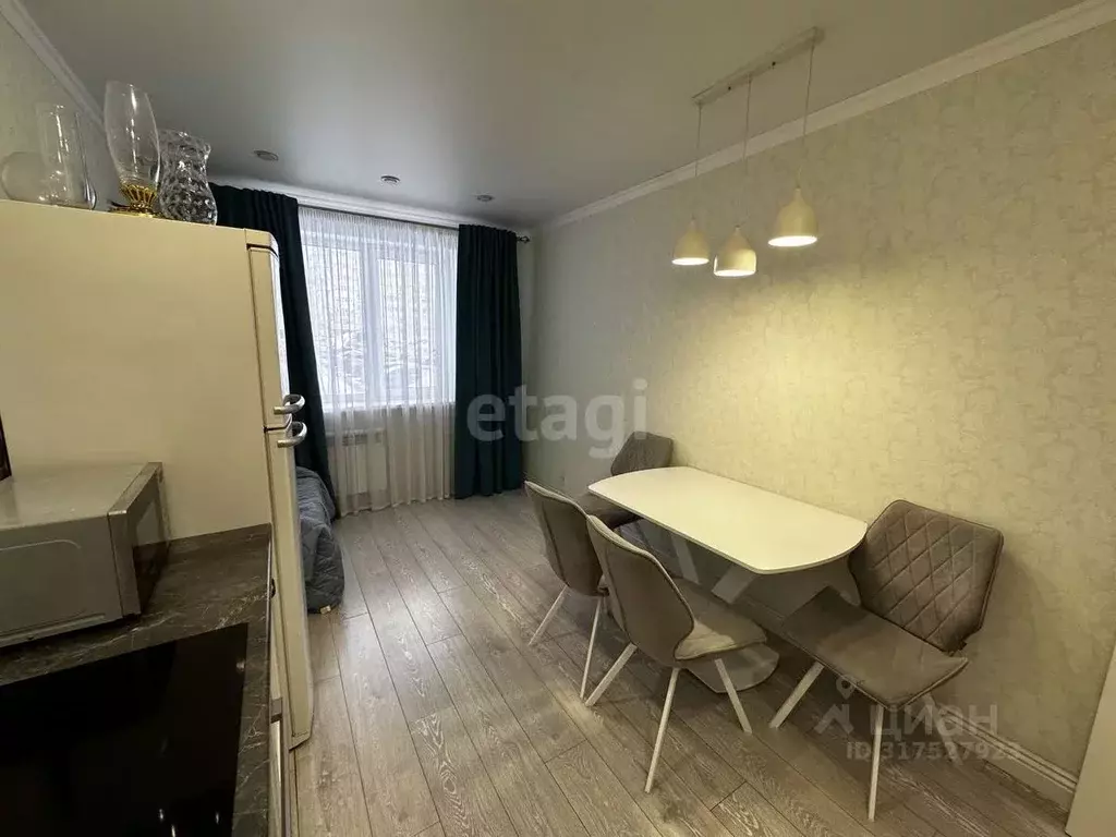 2-к кв. Самарская область, Тольятти ул. 40 лет Победы, 61 (58.7 м) - Фото 1