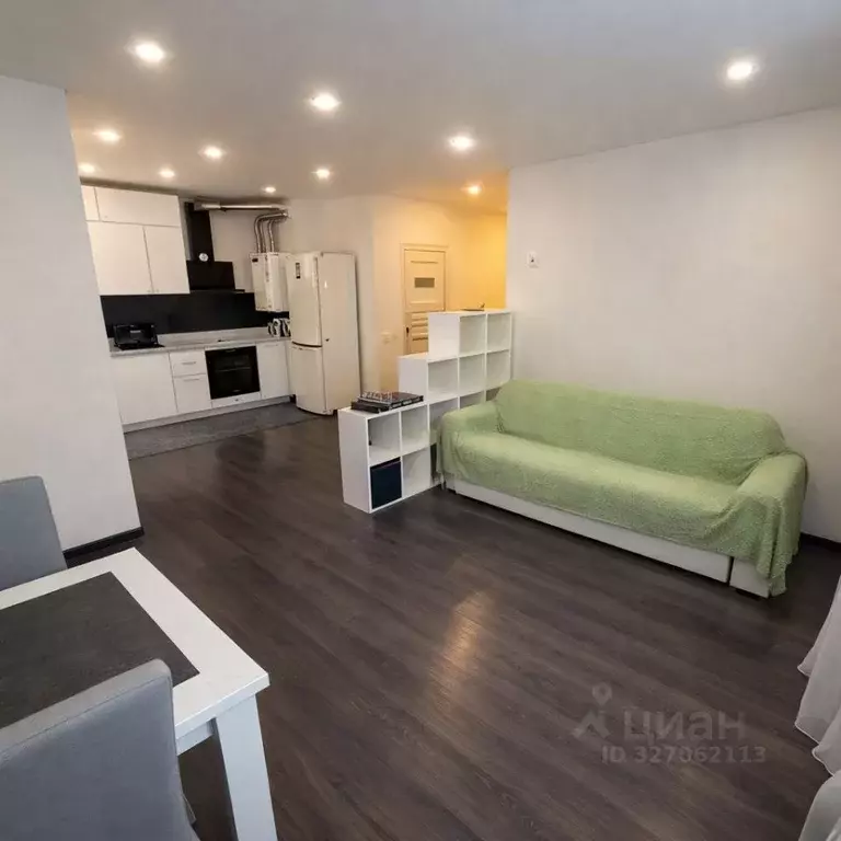 3-к кв. Оренбургская область, Оренбургский район, с. Нежинка ул. ... - Фото 1