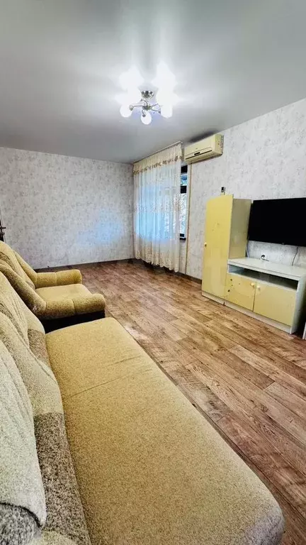 3-к. квартира, 70 м, 3/5 эт. - Фото 0