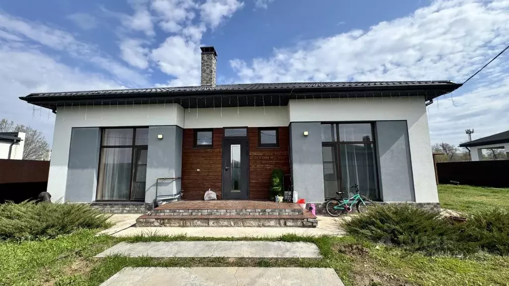 Дом в Волгоградская область, Краснослободск Среднеахтубинский район, ... - Фото 1