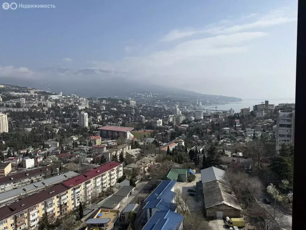 1-комнатная квартира: Ялта, Красноармейская улица, 36 (48 м) - Фото 2