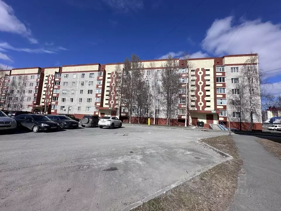2-к кв. Ханты-Мансийский АО, Лангепас Комсомольская ул., 12 (51.0 м) - Фото 0