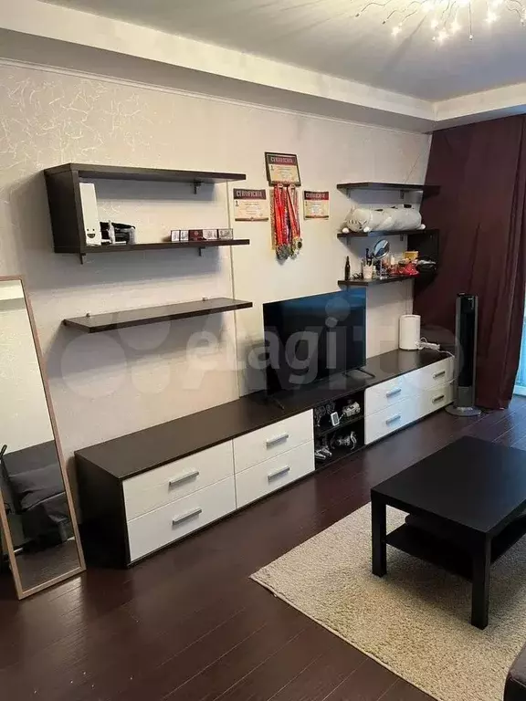 1-к. квартира, 42 м, 9/12 эт. - Фото 0