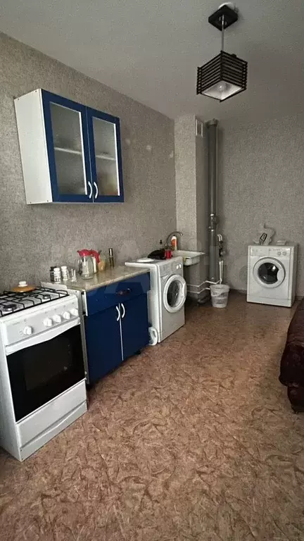 1-к. квартира, 39 м, 1/10 эт. - Фото 0