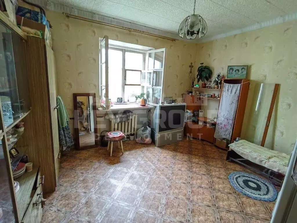 Комната Свердловская область, Екатеринбург ул. Уральских Рабочих, 52А - Фото 2