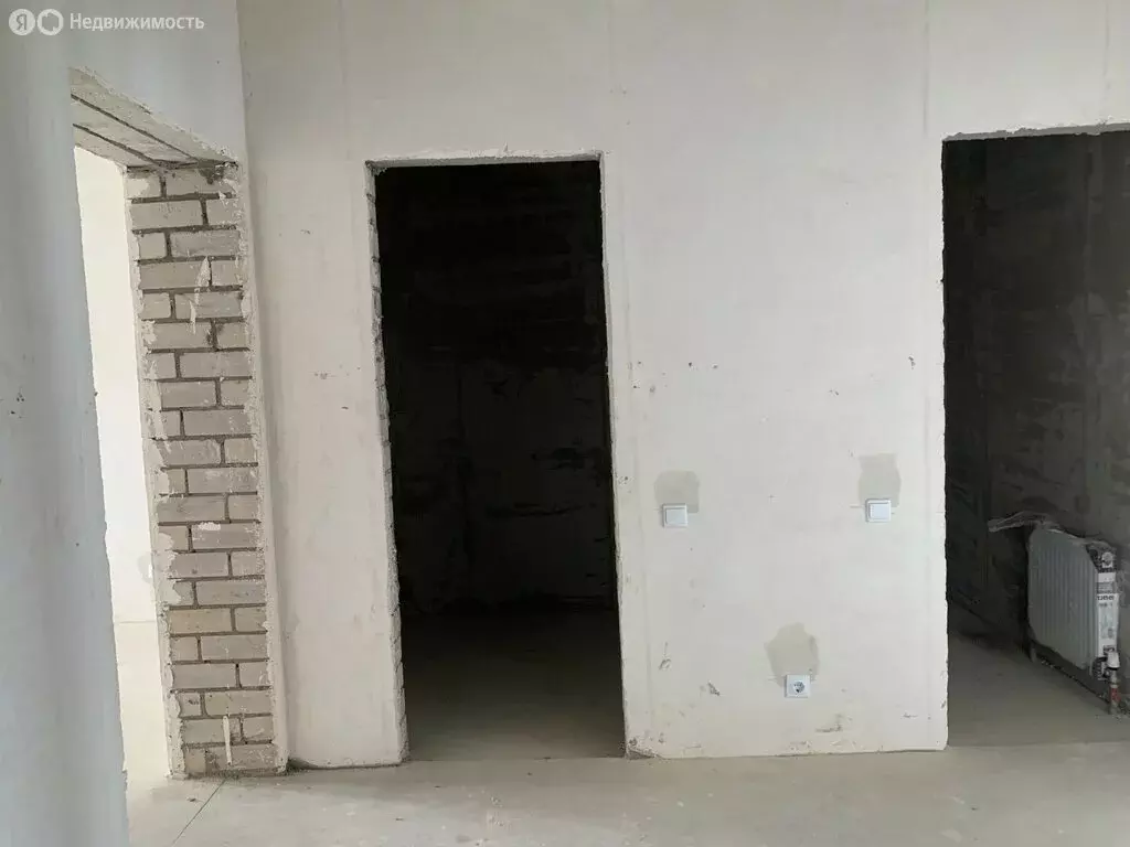 3-комнатная квартира: Уфа, улица Гази Загитова, 11 (71 м) - Фото 2
