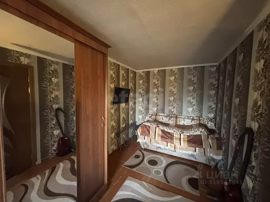 2-к кв. Псковская область, Остров ул. Ленина, 3 (40.1 м) - Фото 2