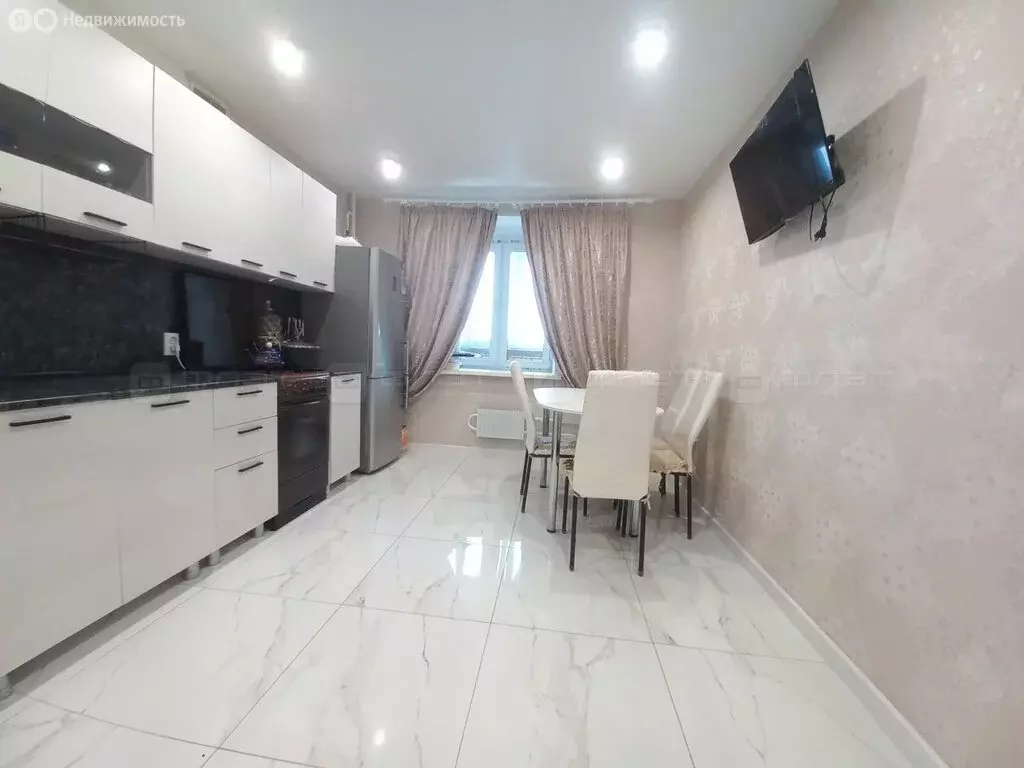 2-комнатная квартира: село Осиново, улица Ленина, 6 (62 м) - Фото 1