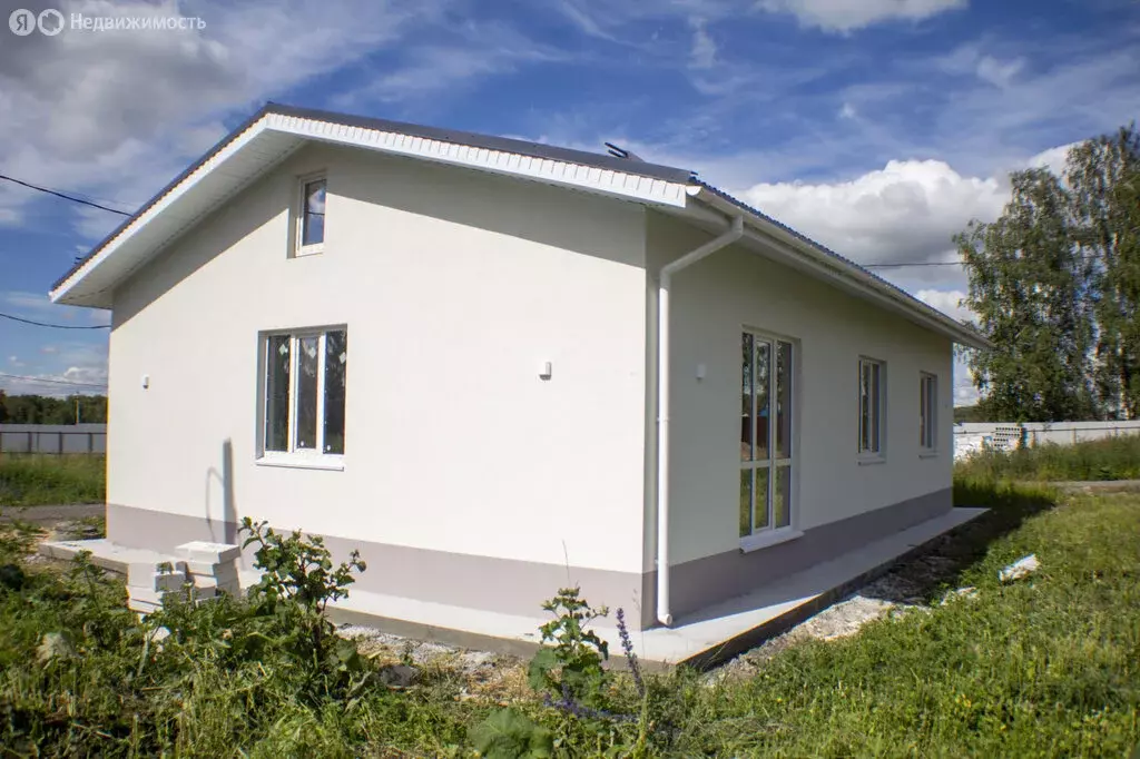 Дом в посёлок Петровский, улица 9-й Пятилетки (96 м) - Фото 0