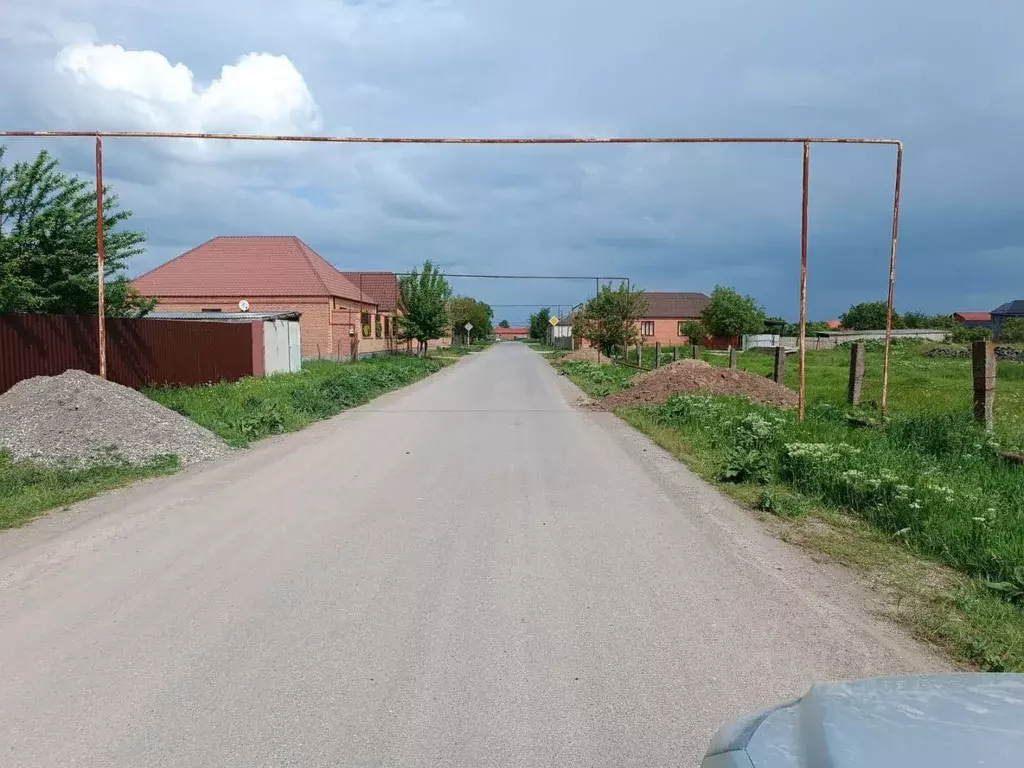 Участок в Чеченская республика, Ачхой-Мартановский район, с. Закан-Юрт ... - Фото 0
