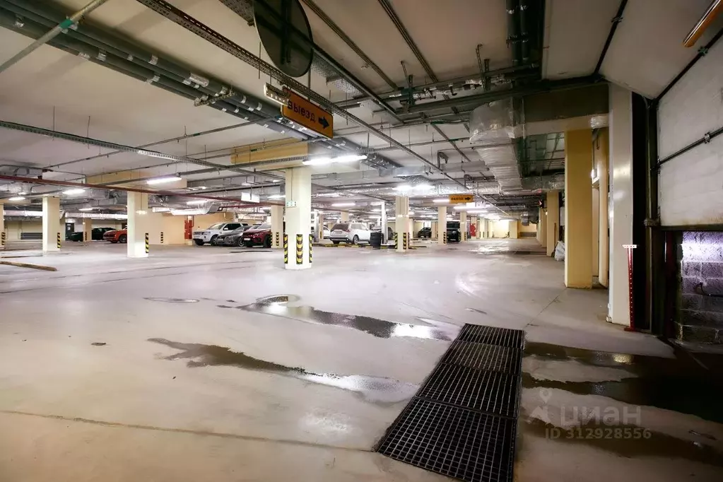 Гараж в Санкт-Петербург ул. Адмирала Трибуца, 8 (14 м) - Фото 1