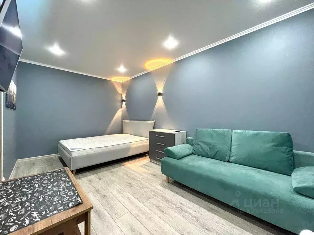 2-к кв. Татарстан, Казань ул. Аметьевская магистраль, 10 (70.0 м) - Фото 1