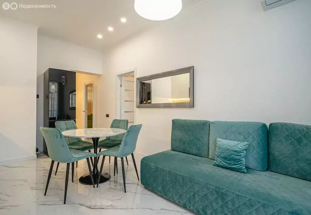 3-комнатная квартира: Сочи, микрорайон Центральный, переулок Горького, ... - Фото 2