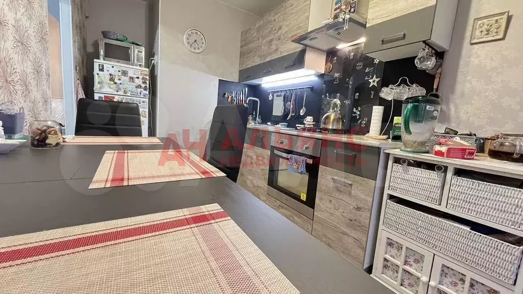 3-к. квартира, 80 м, 3/9 эт. - Фото 1