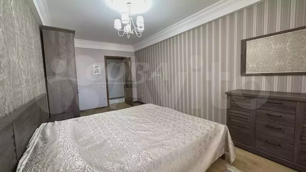 3-к. квартира, 100 м, 8/9 эт. - Фото 1