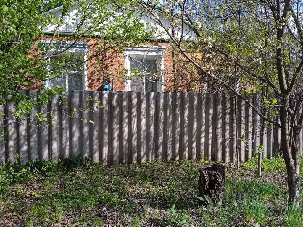 Дом в Белгородская область, Шебекино ул. Попова (50 м) - Фото 1