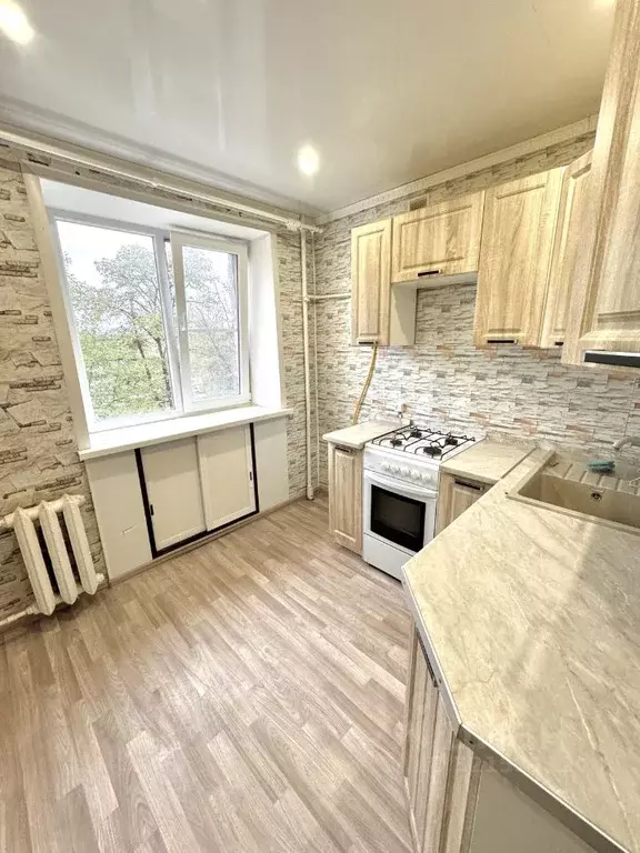 2-к кв. Тульская область, Алексин ул. Героев Алексинцев, 9 (45.0 м) - Фото 0