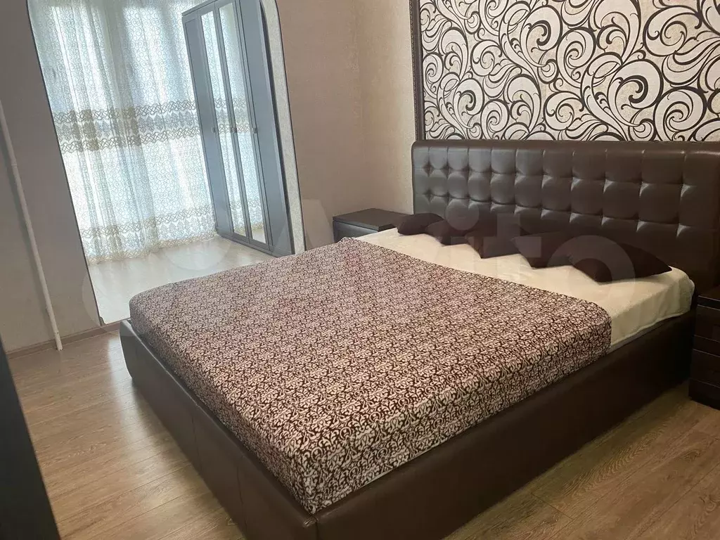 2-к. квартира, 60 м, 3/17 эт. - Фото 1