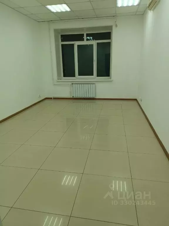 Офис в Свердловская область, Екатеринбург ул. Торговая, 5 (16 м) - Фото 1