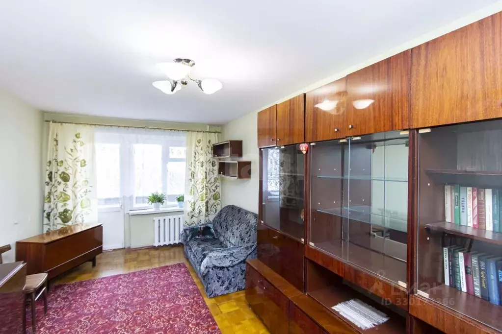 2-к кв. Тюменская область, Тюмень ул. Фурманова, 4 (45.0 м) - Фото 1