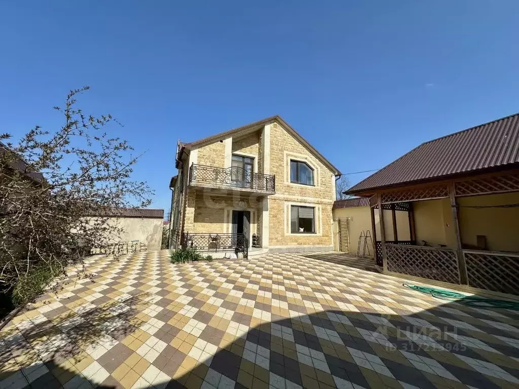 Дом в Дагестан, Махачкала туп. 1-й Блестящий, 27 (300 м) - Фото 0